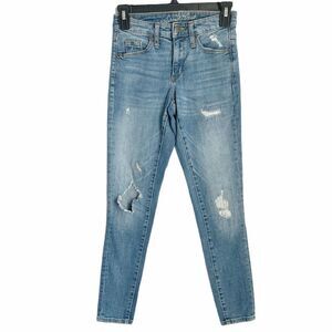 Universal Thread High Waist Skinny Distressed Light Wash 00R